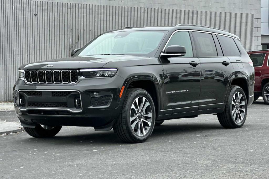 new 2024 Jeep Grand Cherokee L car, priced at $58,622