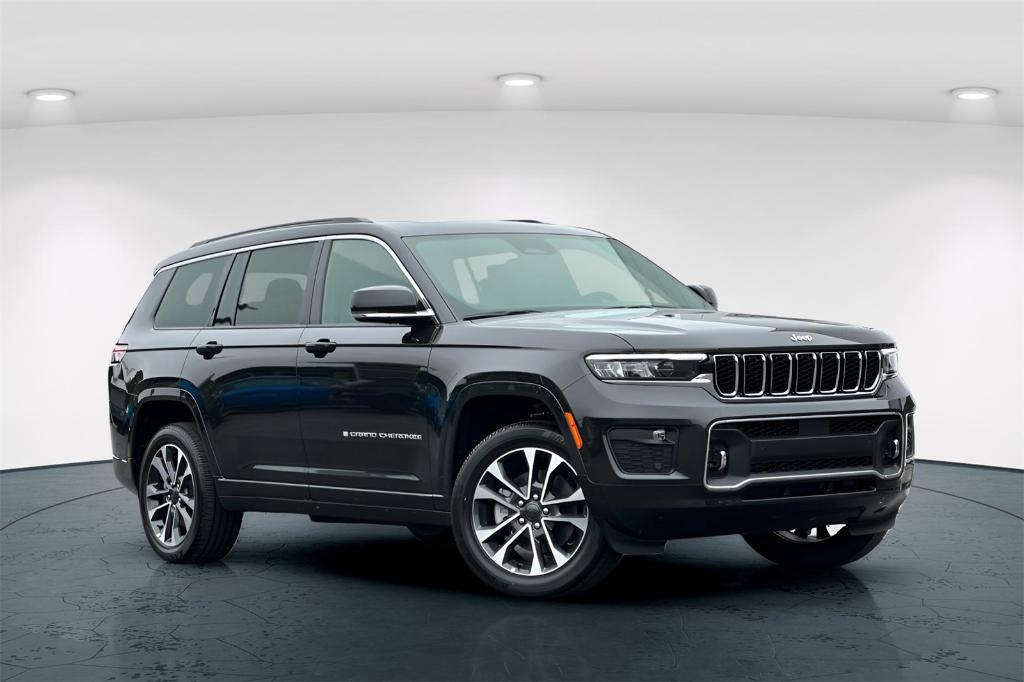 new 2024 Jeep Grand Cherokee L car, priced at $57,622