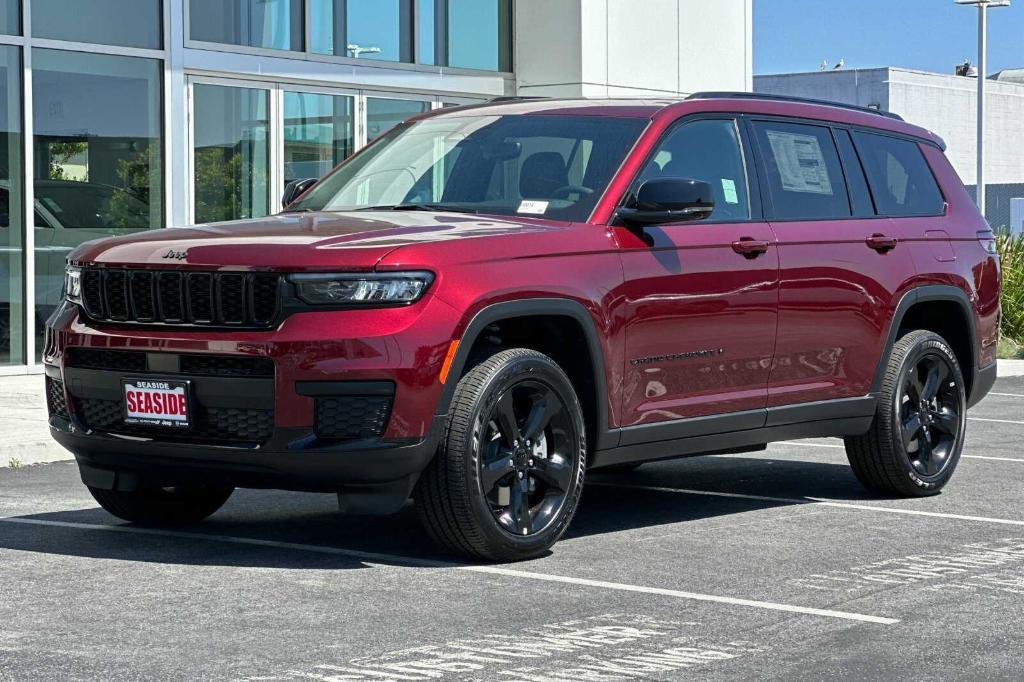 new 2024 Jeep Grand Cherokee L car, priced at $45,176