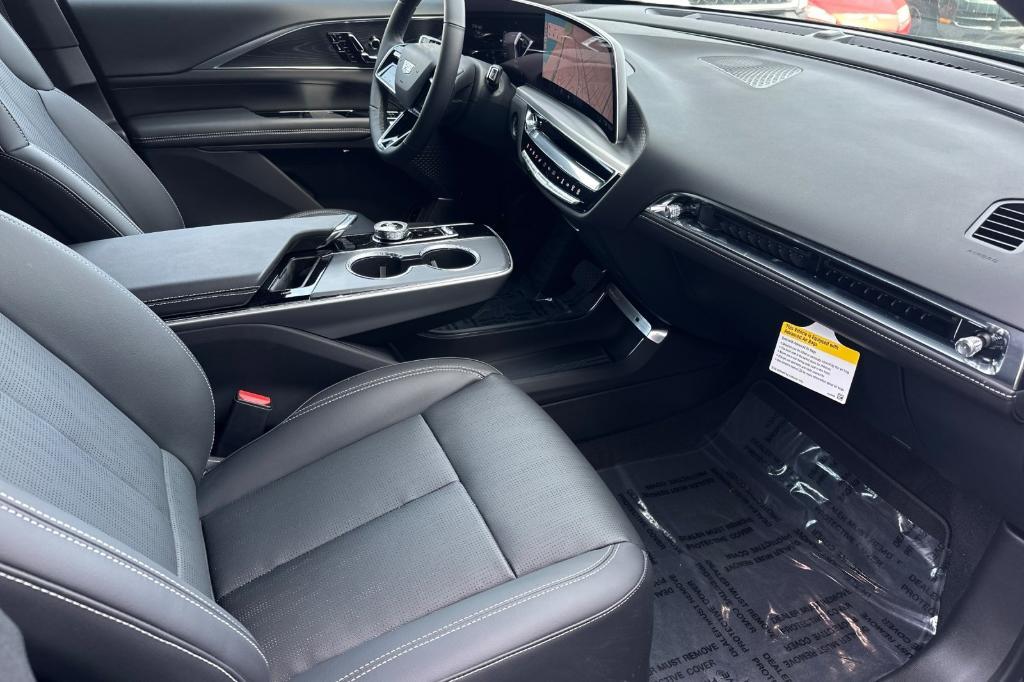 new 2025 Cadillac LYRIQ car, priced at $64,615