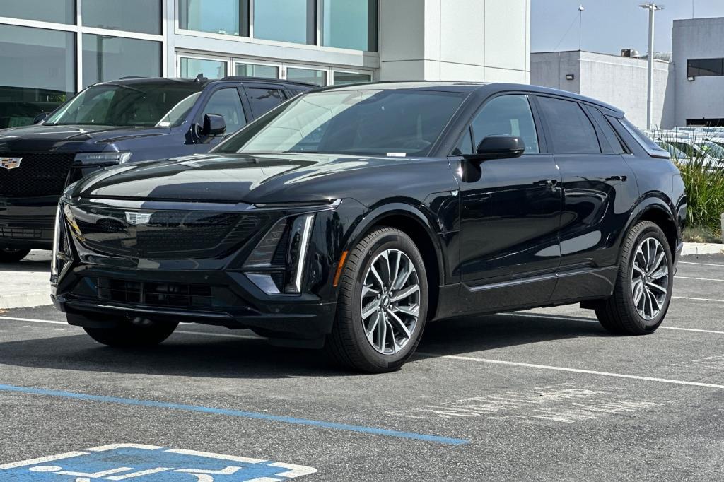new 2025 Cadillac LYRIQ car, priced at $64,615