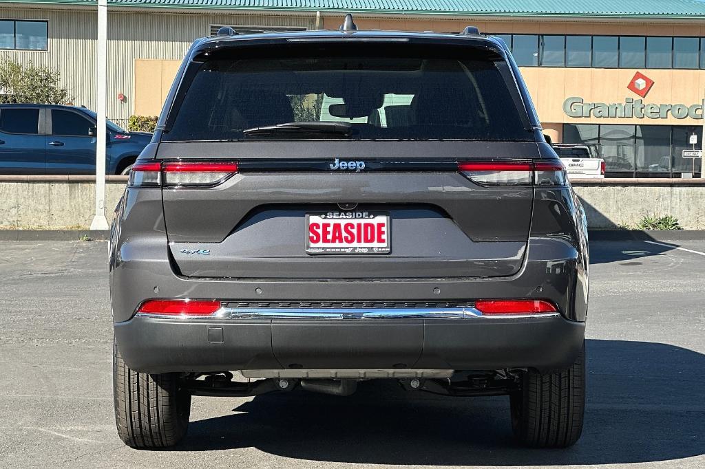 new 2024 Jeep Grand Cherokee 4xe car, priced at $51,427