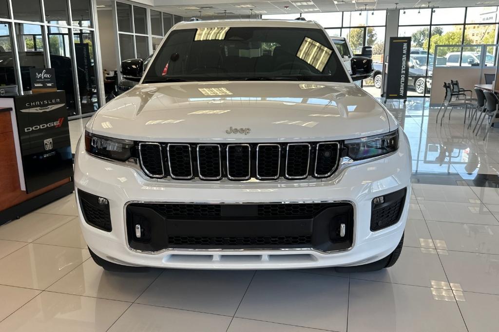 new 2024 Jeep Grand Cherokee L car, priced at $60,179