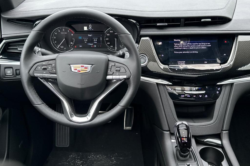 new 2025 Cadillac XT6 car, priced at $61,065