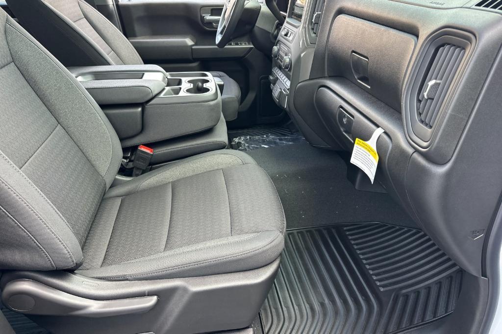 new 2025 Chevrolet Silverado 2500 car, priced at $63,645