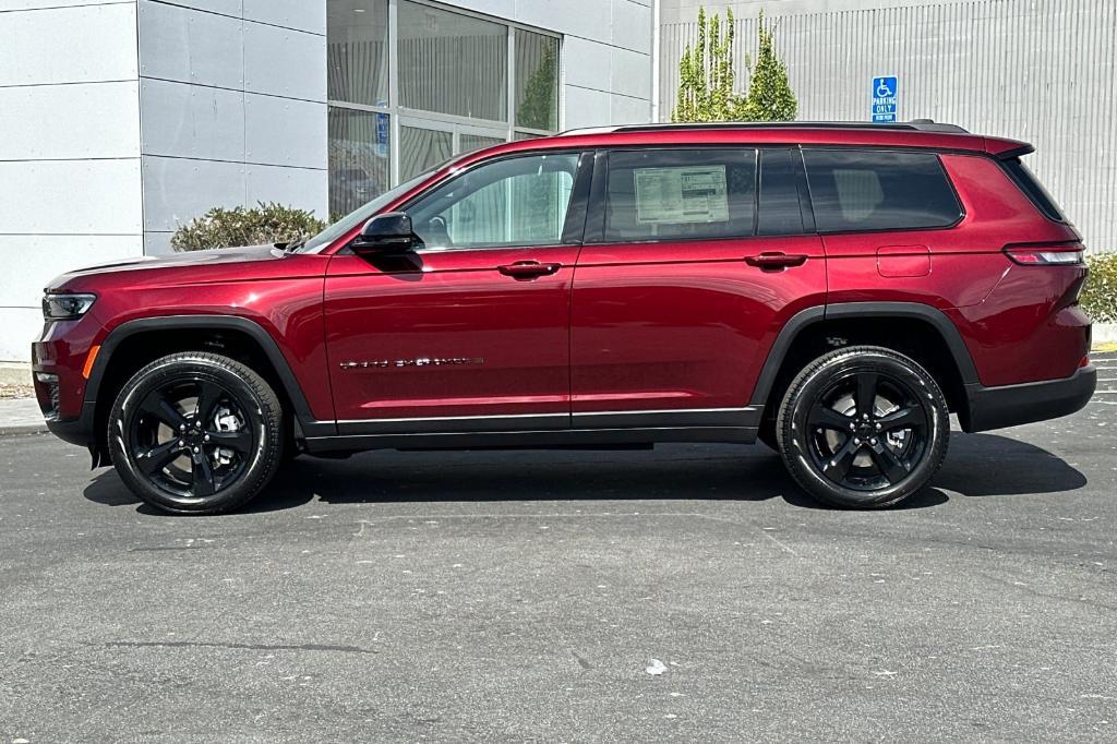 new 2024 Jeep Grand Cherokee L car, priced at $50,884