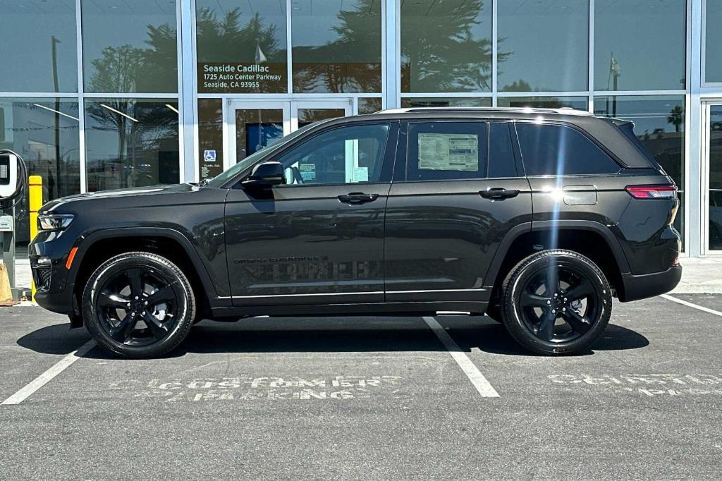 new 2024 Jeep Grand Cherokee car, priced at $52,095