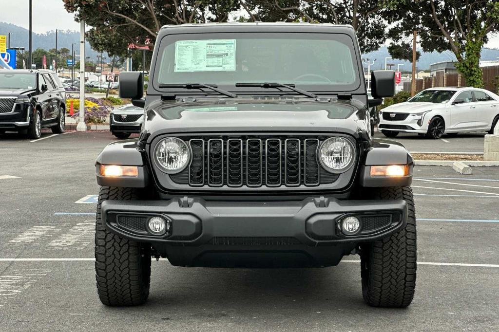 new 2024 Jeep Gladiator car, priced at $45,308