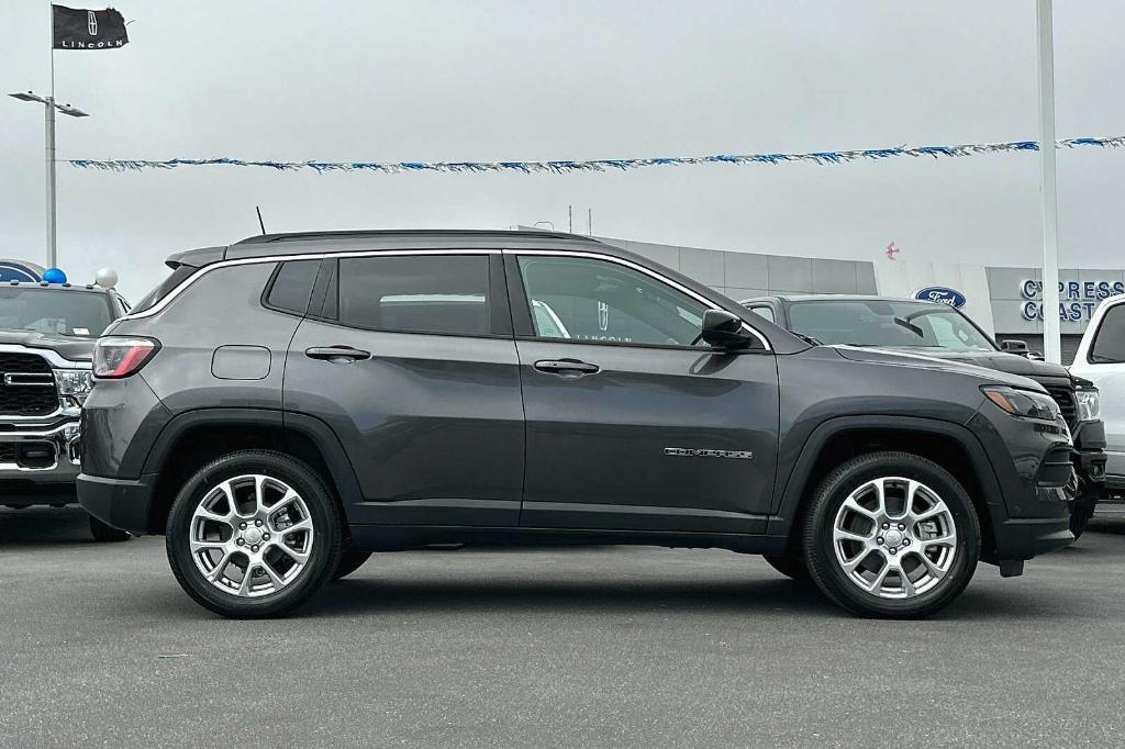 new 2023 Jeep Compass car, priced at $37,476