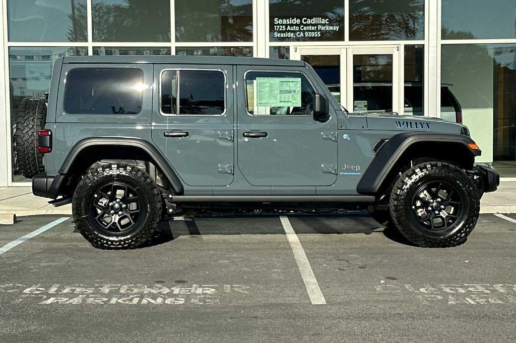 new 2025 Jeep Wrangler 4xe car