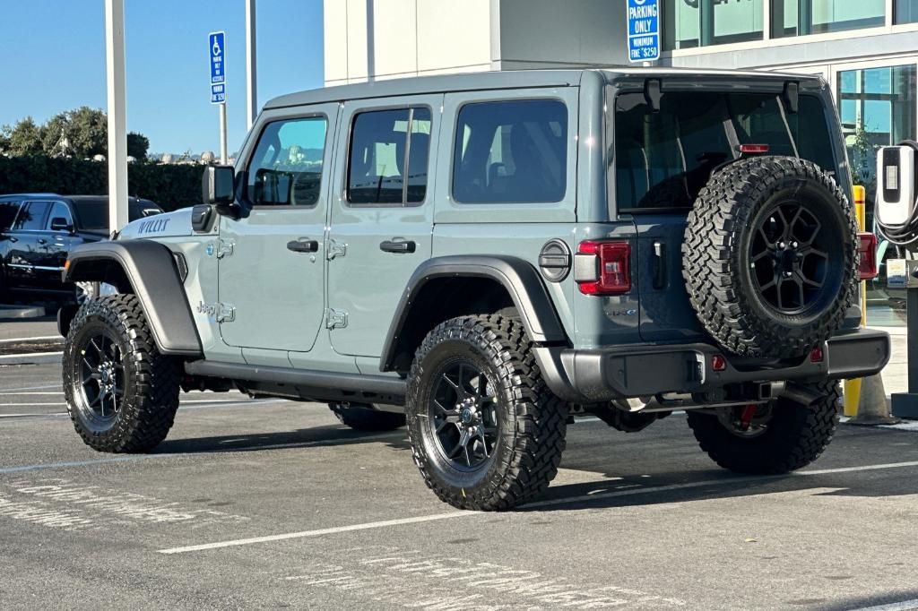 new 2025 Jeep Wrangler 4xe car