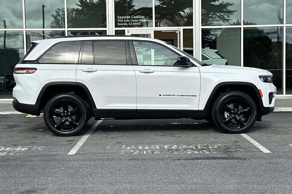 new 2025 Jeep Grand Cherokee car