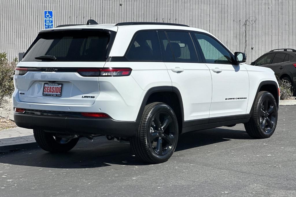 new 2024 Jeep Grand Cherokee car, priced at $45,280