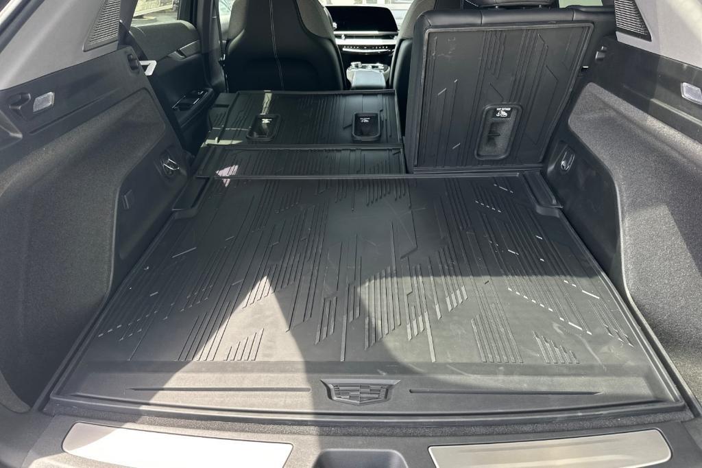 new 2025 Cadillac OPTIQ car, priced at $57,190
