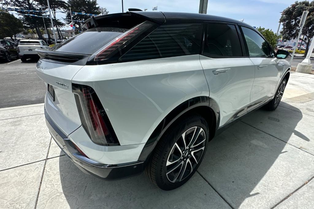 new 2025 Cadillac OPTIQ car, priced at $57,190