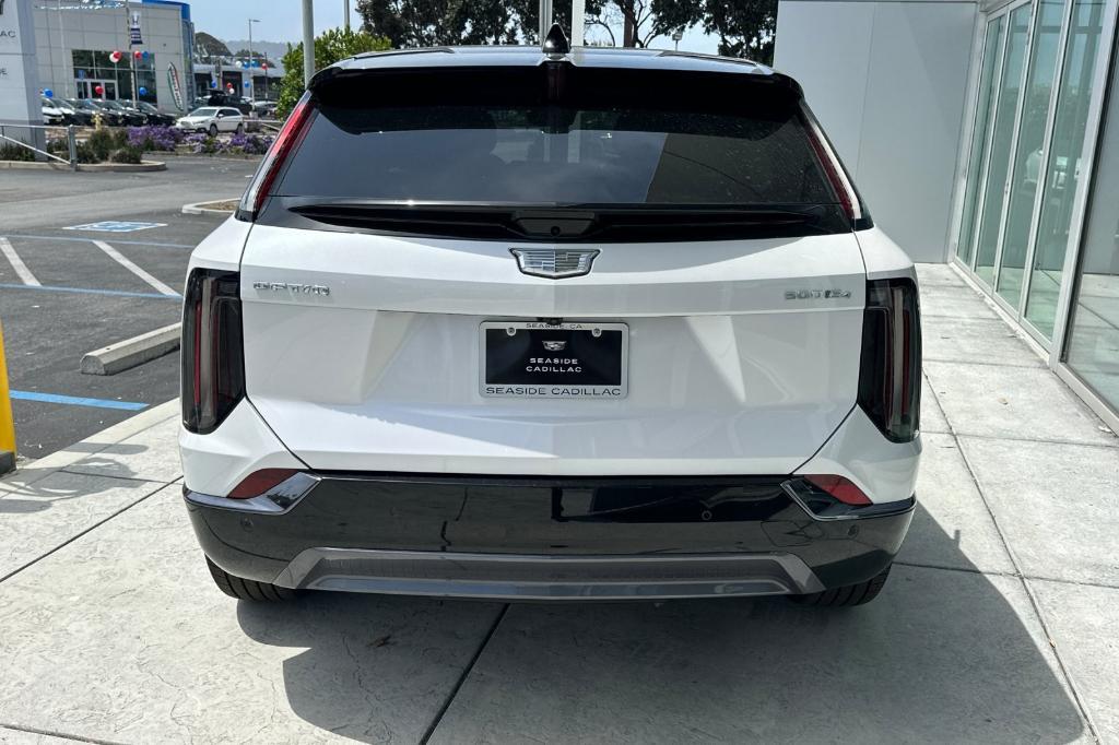 new 2025 Cadillac OPTIQ car, priced at $57,190