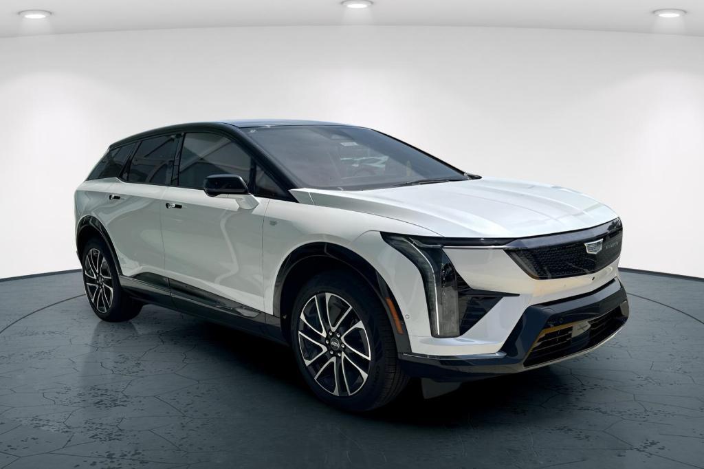 new 2025 Cadillac OPTIQ car, priced at $57,190