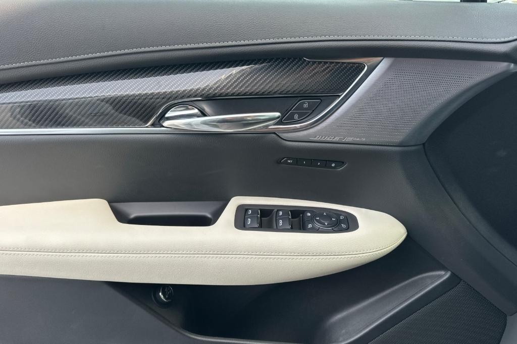 new 2024 Cadillac XT6 car, priced at $63,506
