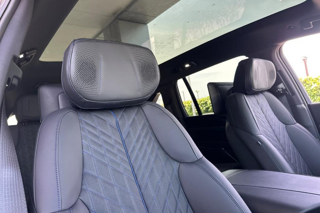 new 2025 Cadillac Escalade IQ car, priced at $135,105
