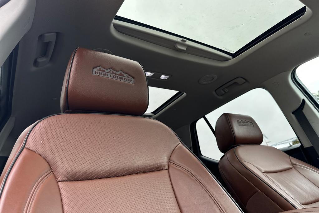 used 2019 Chevrolet Traverse car, priced at $22,985