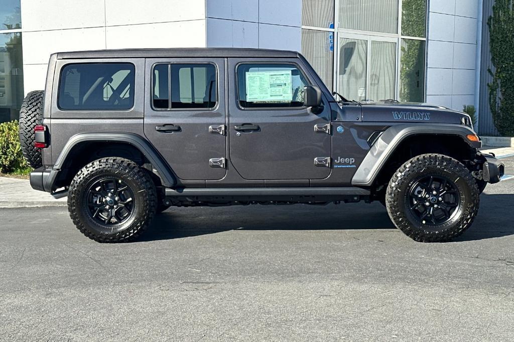 new 2025 Jeep Wrangler 4xe car