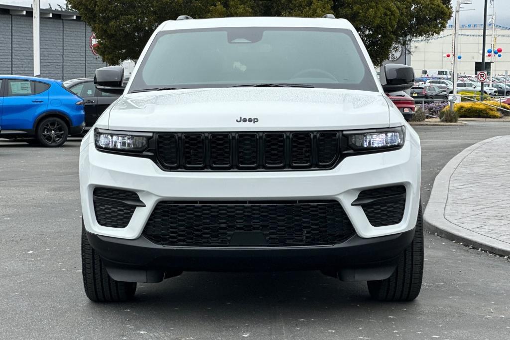 new 2024 Jeep Grand Cherokee car, priced at $41,271