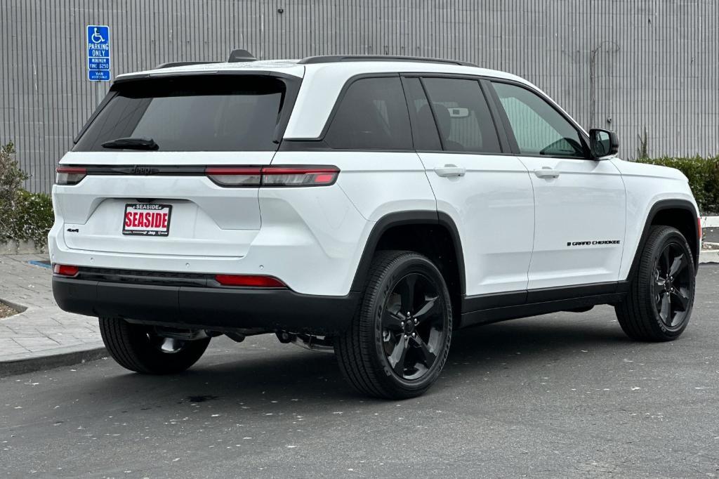 new 2024 Jeep Grand Cherokee car, priced at $41,271