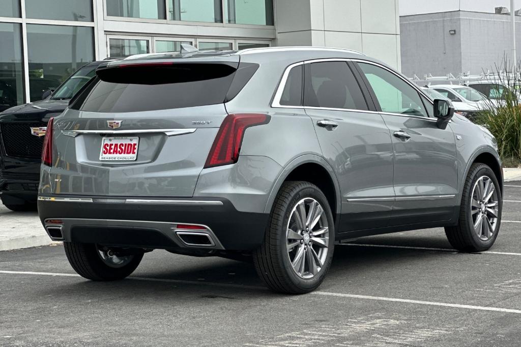 new 2025 Cadillac XT5 car, priced at $54,090