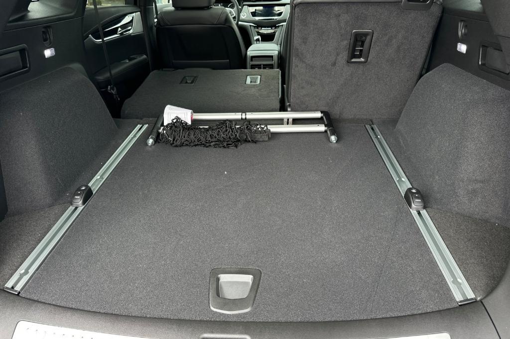 new 2025 Cadillac XT5 car, priced at $54,090
