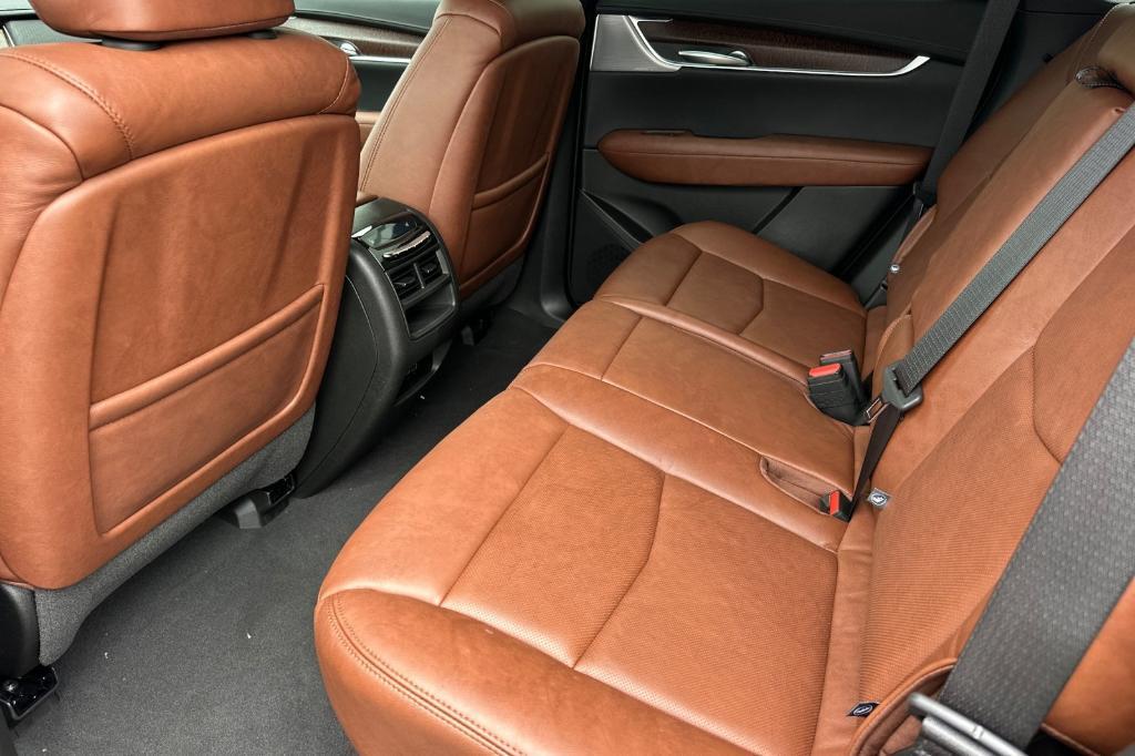 new 2025 Cadillac XT5 car, priced at $67,805