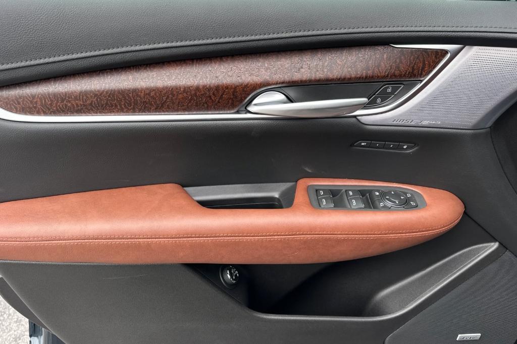 new 2025 Cadillac XT5 car, priced at $67,805