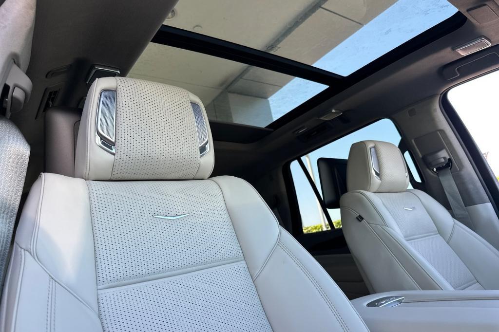 new 2024 Cadillac Escalade car, priced at $115,297