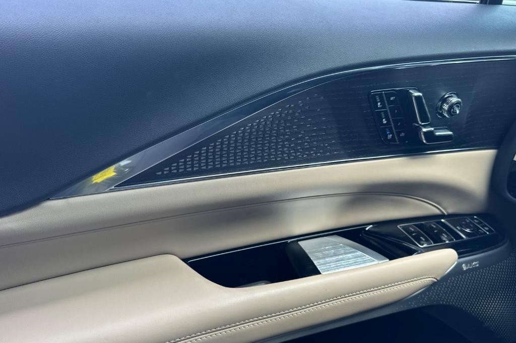 new 2024 Cadillac LYRIQ car, priced at $75,017