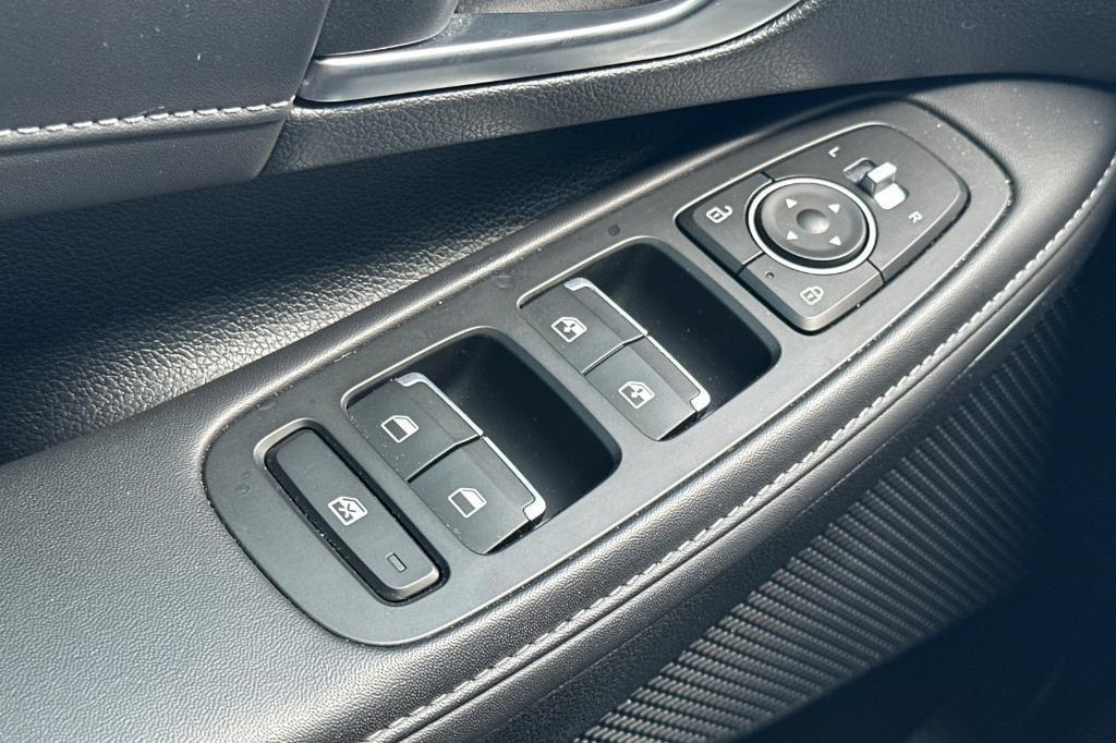 used 2022 Hyundai Sonata car, priced at $23,401