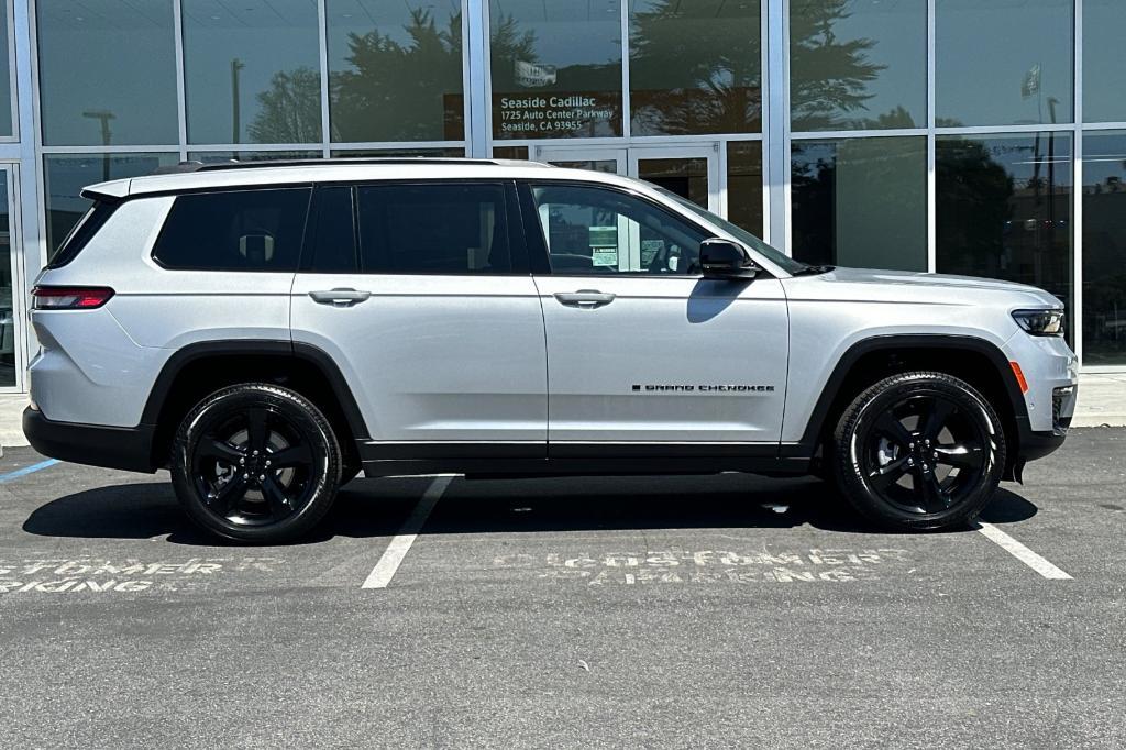 new 2024 Jeep Grand Cherokee L car, priced at $52,396