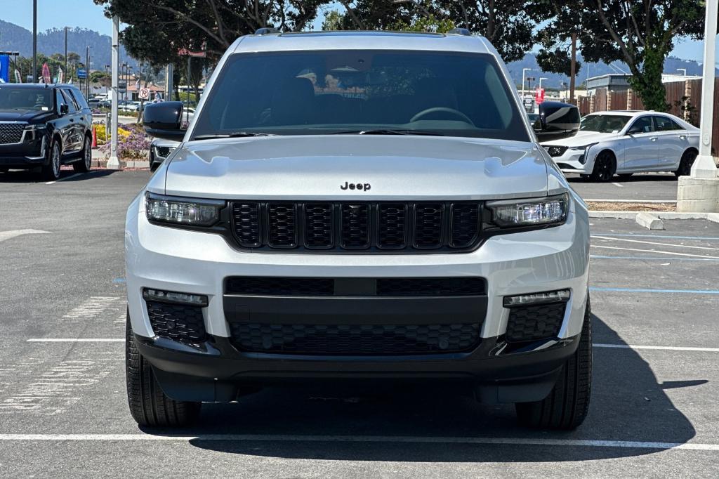 new 2024 Jeep Grand Cherokee L car, priced at $52,396