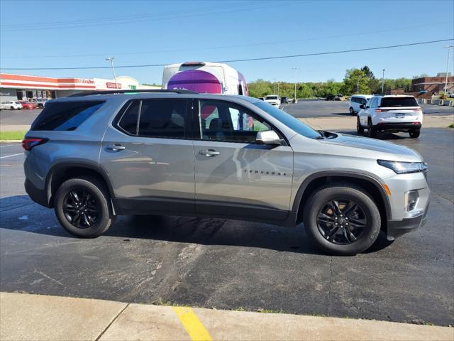 used 2023 Chevrolet Traverse car