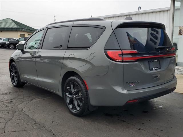 used 2022 Chrysler Pacifica car