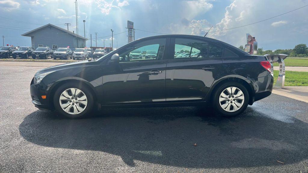 used 2013 Chevrolet Cruze car, priced at $5,995
