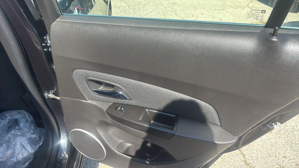 used 2012 Chevrolet Cruze car, priced at $5,500