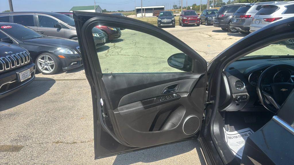 used 2012 Chevrolet Cruze car, priced at $5,500