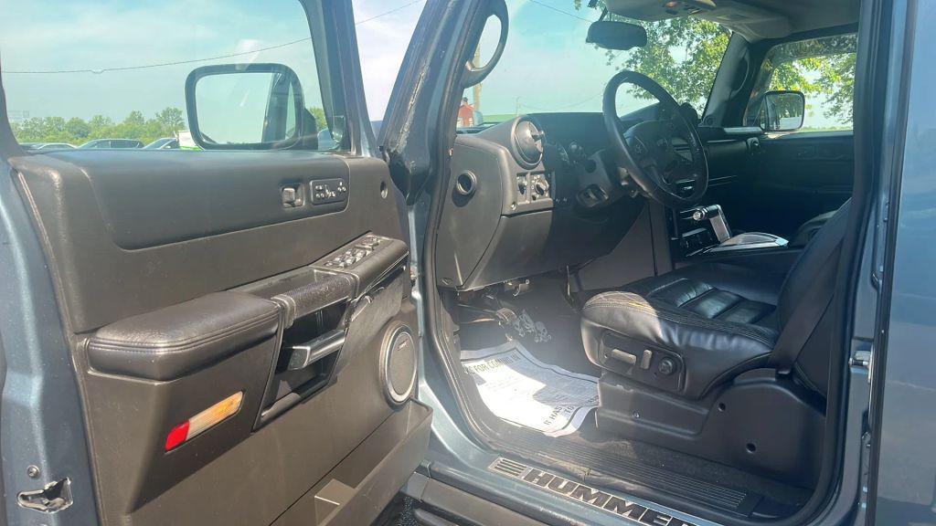 used 2006 Hummer H2 car, priced at $15,995
