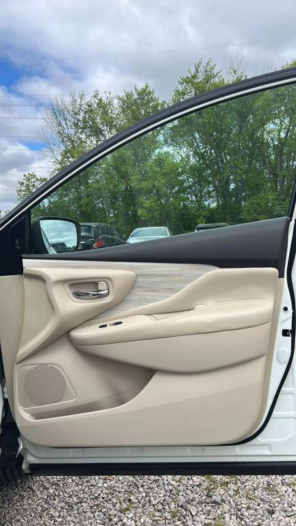 used 2017 Nissan Murano car