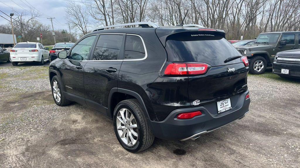 used 2014 Jeep Cherokee car, priced at $8,900