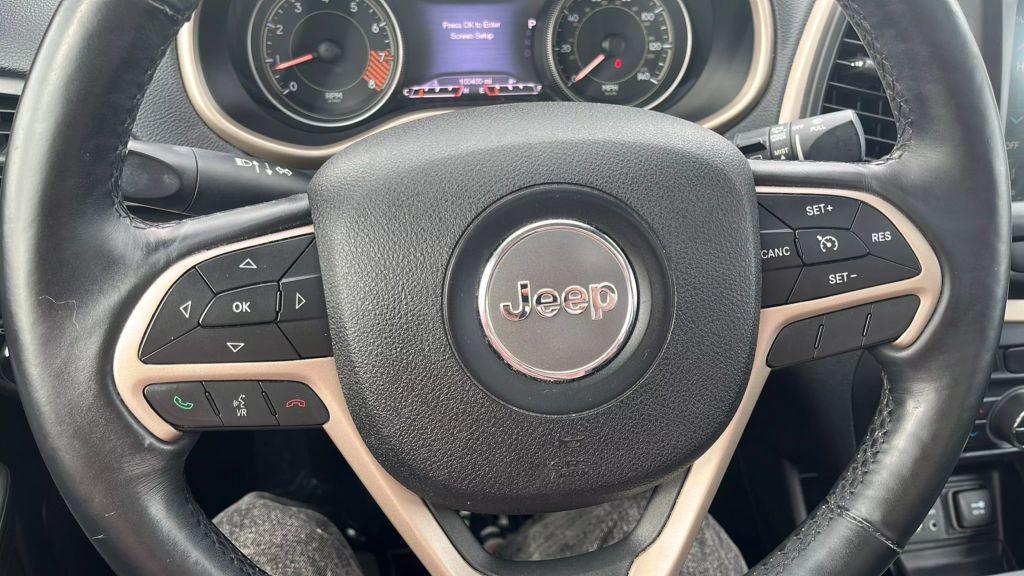 used 2014 Jeep Cherokee car, priced at $8,900