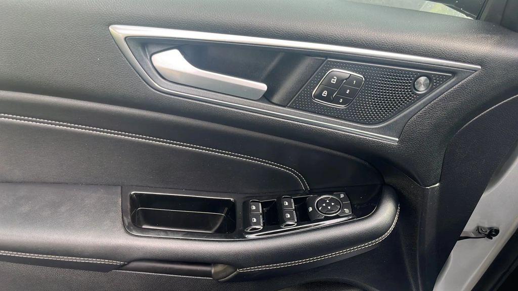 used 2019 Ford Edge car, priced at $13,400