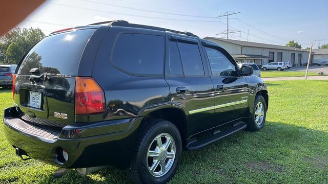 used 2005 GMC Envoy car, priced at $3,500