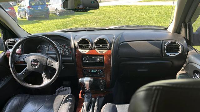 used 2005 GMC Envoy car, priced at $3,500