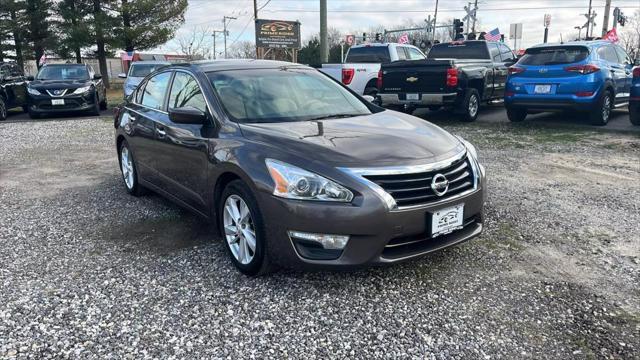 used 2013 Nissan Altima car, priced at $6,400