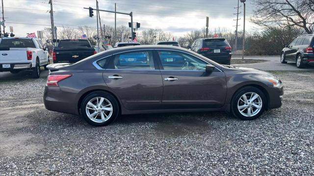 used 2013 Nissan Altima car, priced at $6,400